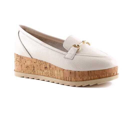 Лоферы женские Shoes Market 61-982 бежевые 38 RU в Belwest